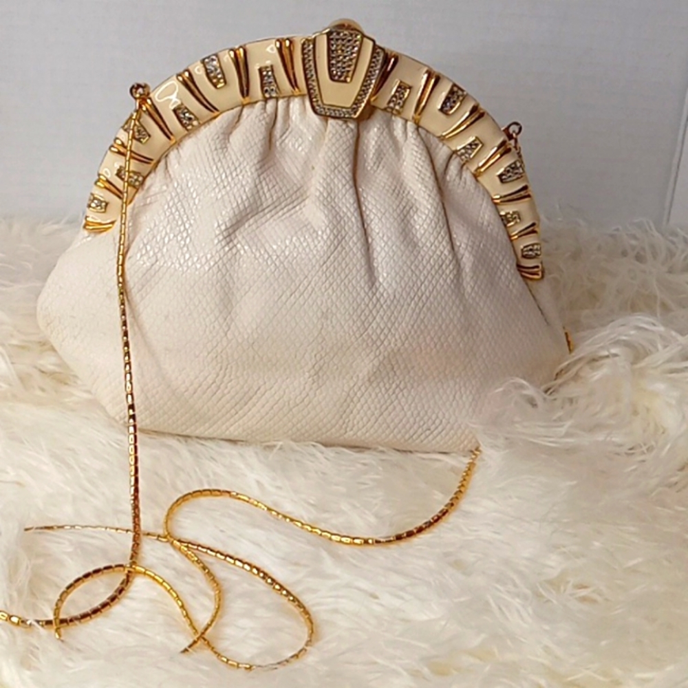 FINESSE LA MODEL EVENING BAG